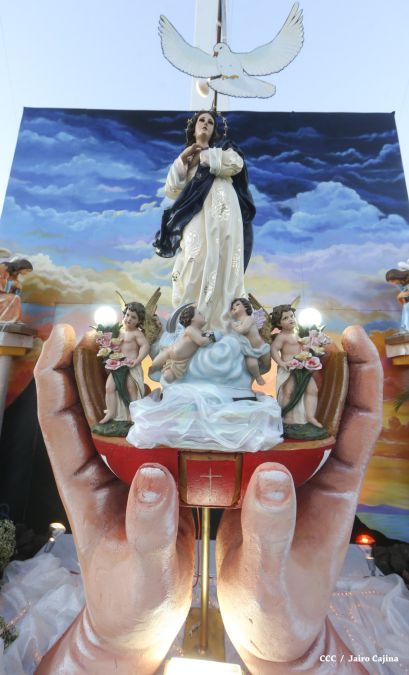 Cardenal Brenes da el Grito de “¿Quién causa tanta alegría?...”