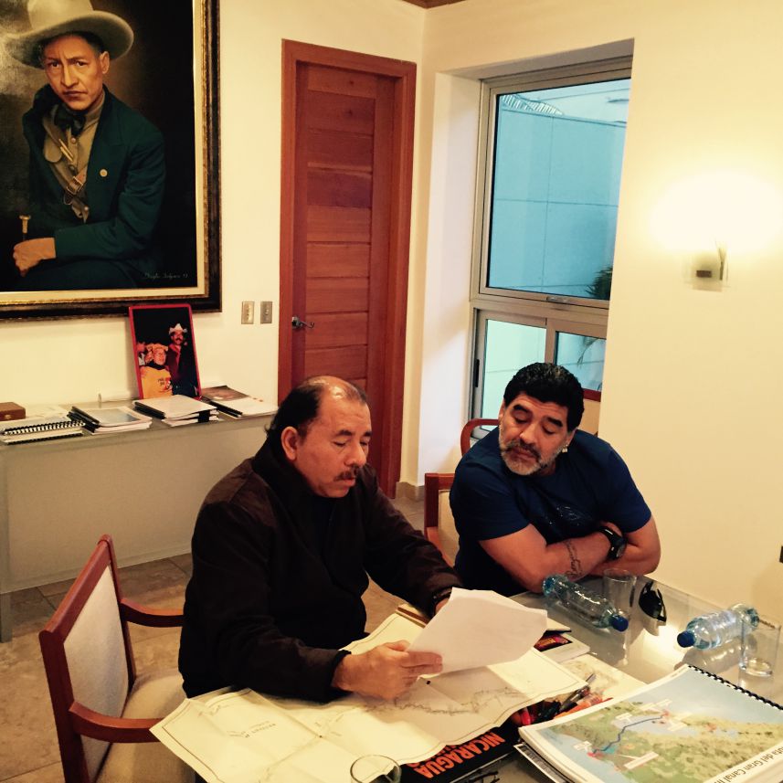 Presidente Daniel sostiene encuentro con Diego Armando Maradona