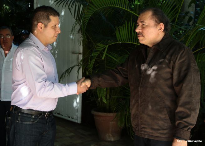 Daniel y Rosario se reúnen con Delegación de Alto Nivel de Venezuela