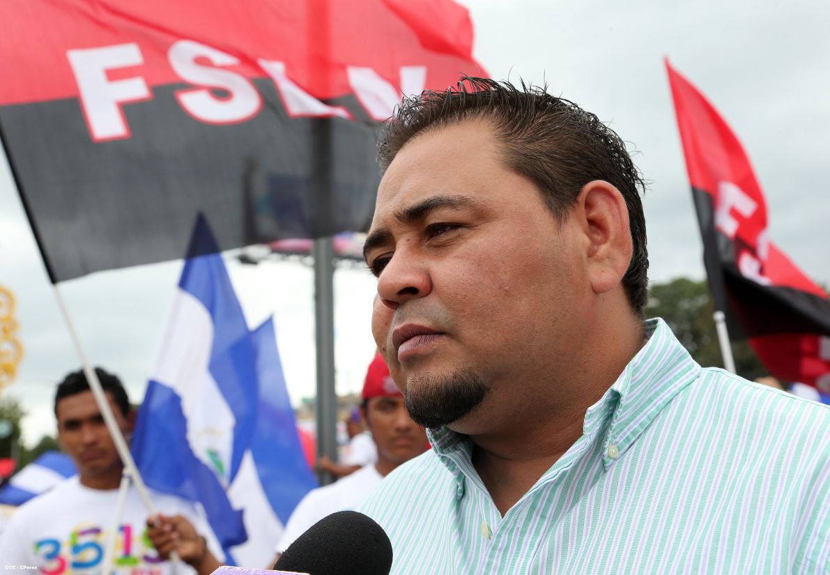 Familias y Juventud se congregan para celebrar 40 Aniversario de la Toma de la Casa de Chema Castillo