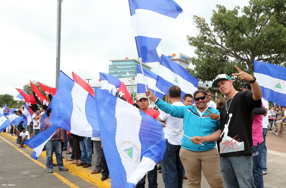 Familias y Juventud se congregan para celebrar 40 Aniversario de la Toma de la Casa de Chema Castillo