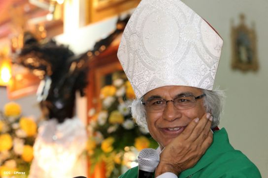 Cardenal Brenes celebra 90 Confirmaciones en Tipitapa