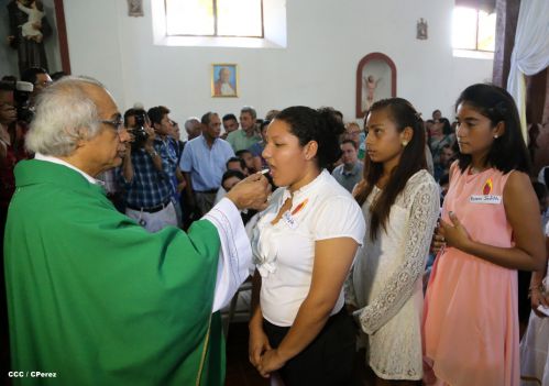Cardenal Brenes celebra 90 Confirmaciones en Tipitapa