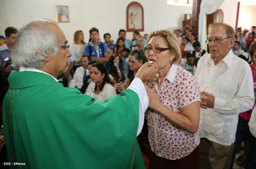 Cardenal Brenes celebra 90 Confirmaciones en Tipitapa