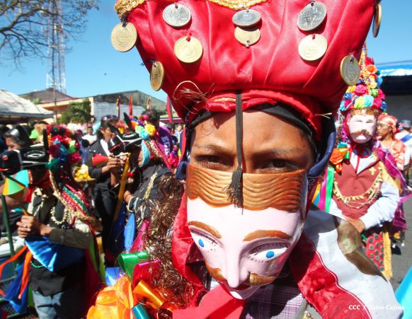 Derroche de fervor en tradicional Tope de los Santos