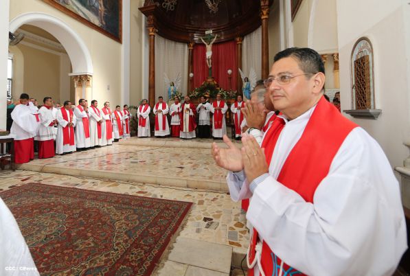 Cardenal Brenes oficia misa en honor a San Sebastián