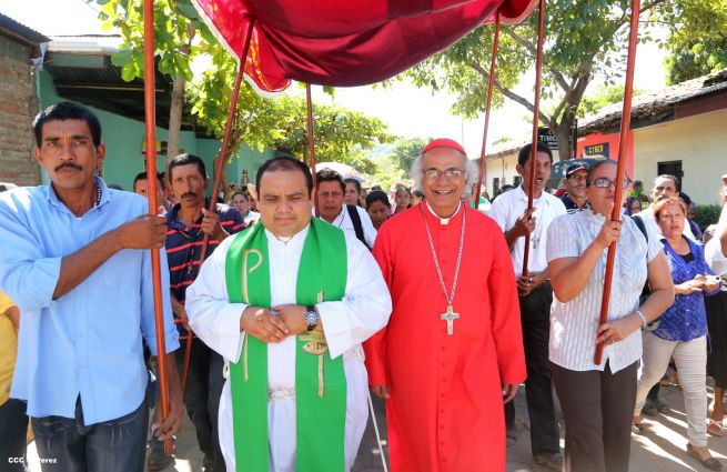 Cardenal Brenes celebra histórica misa en Achuapa