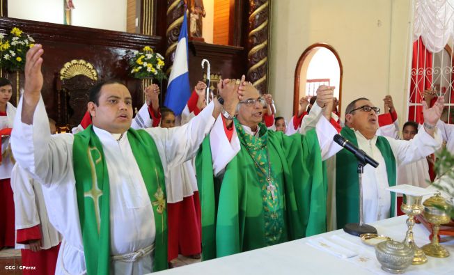Cardenal Brenes celebra histórica misa en Achuapa