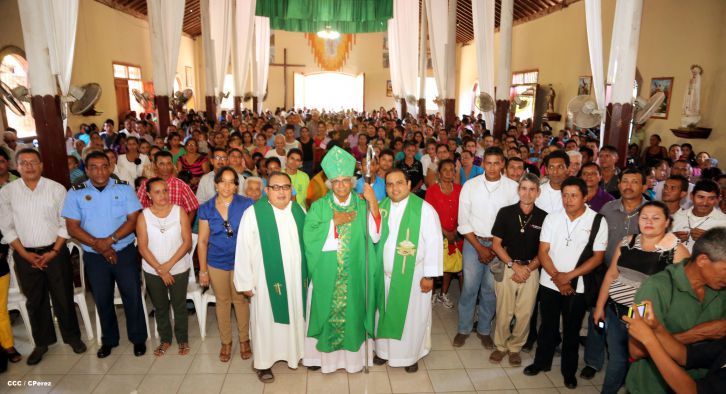 Cardenal Brenes celebra histórica misa en Achuapa
