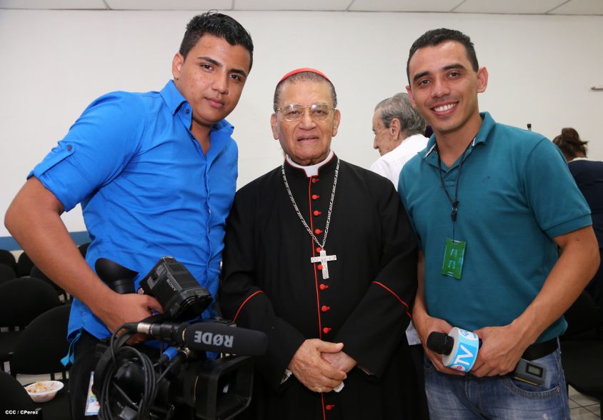 Celebran los 89 años del Cardenal Miguel