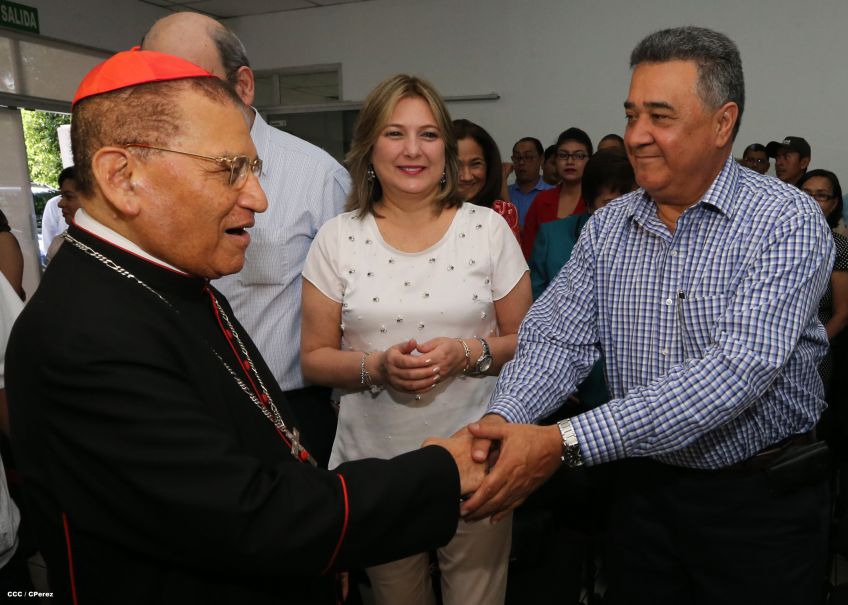 Celebran los 89 años del Cardenal Miguel