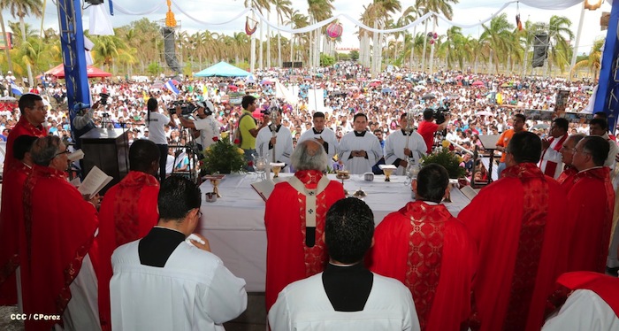 Iglesia Católica celebra el Jubileo Nacional de la Juventud Católica 2013