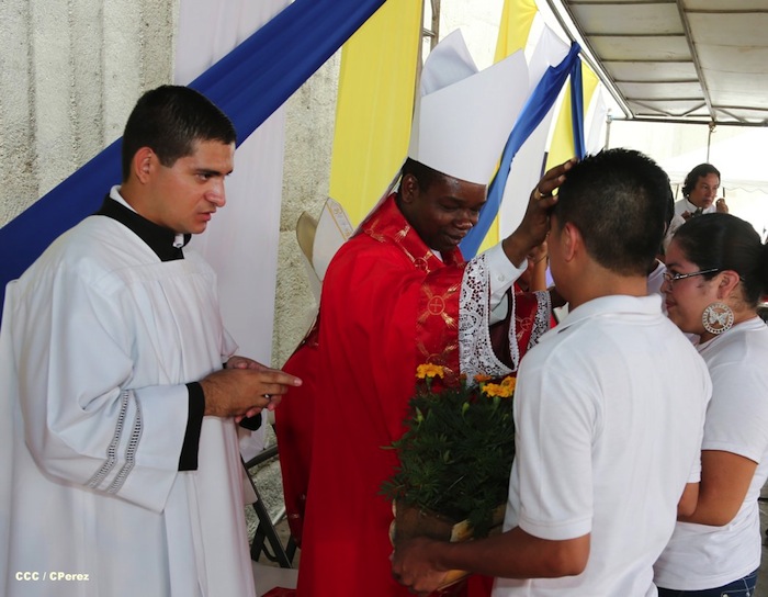 Iglesia Católica celebra el Jubileo Nacional de la Juventud Católica 2013