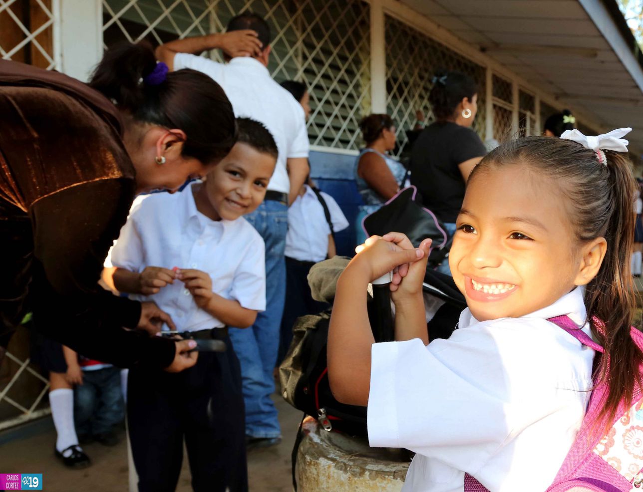 Más de 600 niñ@s de Ciudad Belén inician año escolar en Colegio Benito Pititto de Sábana Grande
