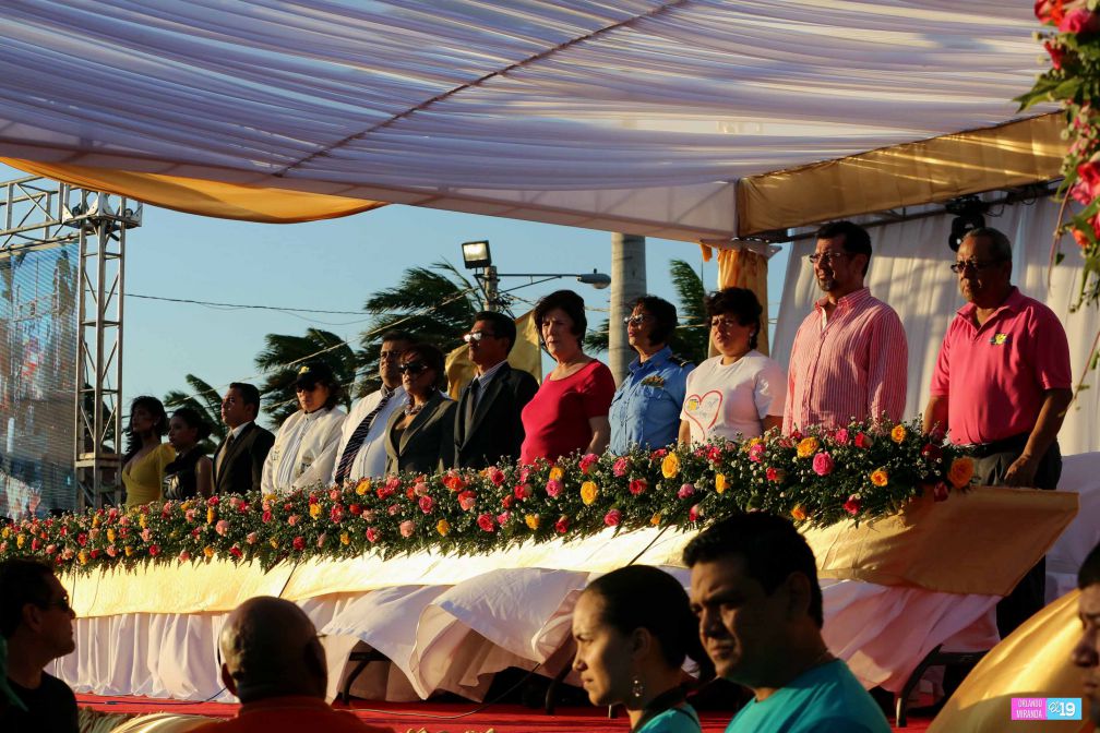 400 parejas se dan el “sí acepto” en boda masiva de Tu Nueva Radio Ya