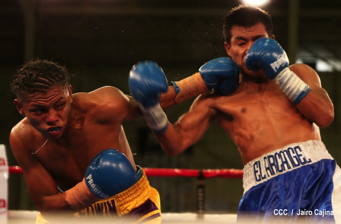 Chocolatito liquidó en cinco a Barrera