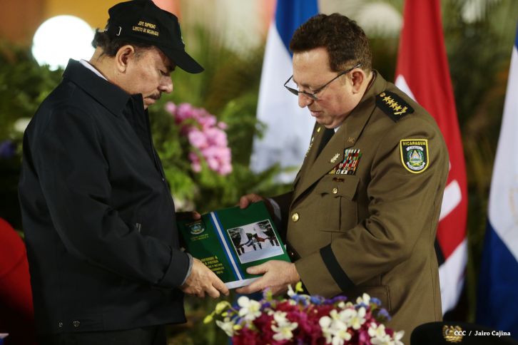 Daniel y Rosario conmemoran 81 Aniversario del Tránsito a la Inmortalidad de Sandino