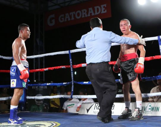 "Chocolatito" González noquea al mexicano Valentín León en Nicaragua 