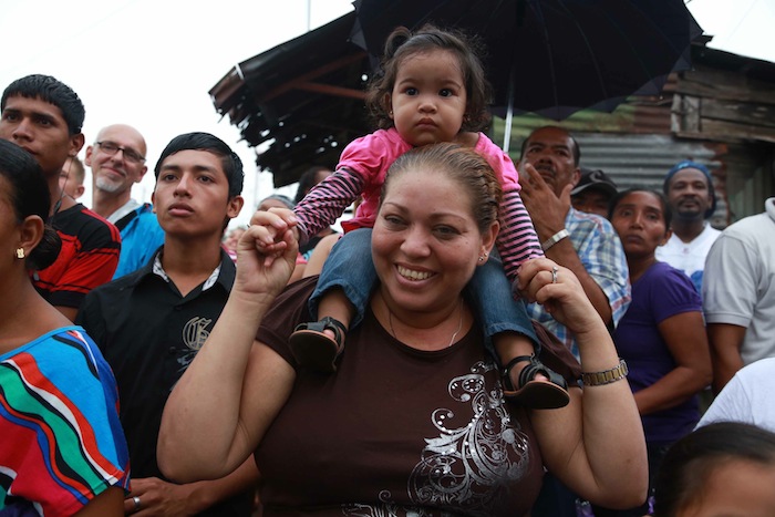 Costa Caribe celebras Fiestas de Mayo Ya 2013