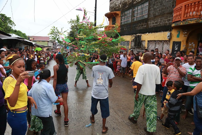 Costa Caribe celebras Fiestas de Mayo Ya 2013