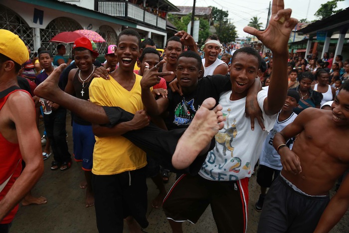Costa Caribe celebras Fiestas de Mayo Ya 2013