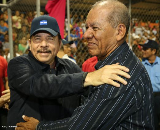 Daniel inaugura Estadio de Béisbol Infantil “Hugo Chávez Frías”