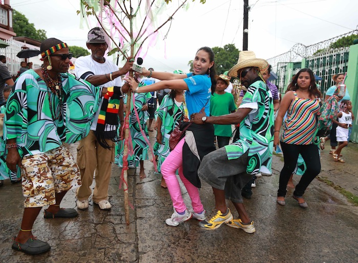 Costa Caribe celebras Fiestas de Mayo Ya 2013