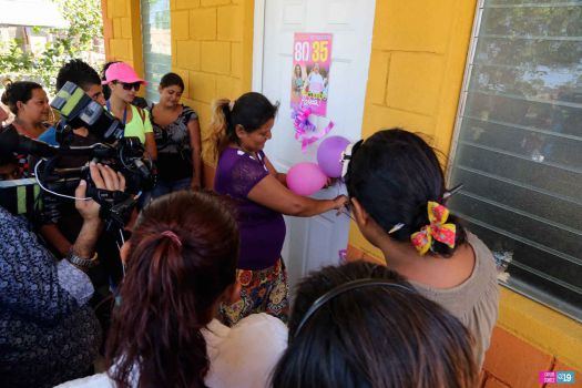 Entregan viviendas a familias de Masachapa