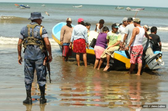 Familias de Masachapa participan masivamente en simulacros de terremoto y tsunami  