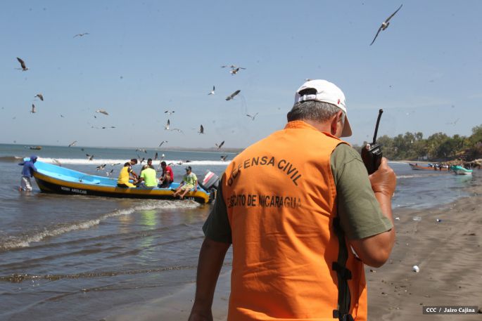 Familias de Masachapa participan masivamente en simulacros de terremoto y tsunami  