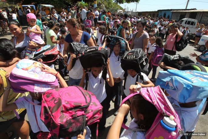 Familias de Masachapa participan masivamente en simulacros de terremoto y tsunami  