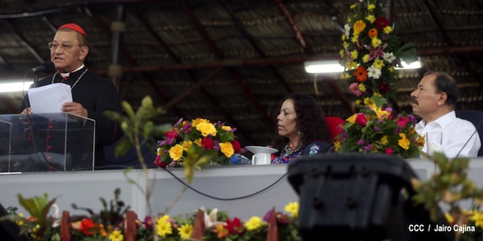 Daniel clausura XXII Reunión de mandos de la Policía Nacional