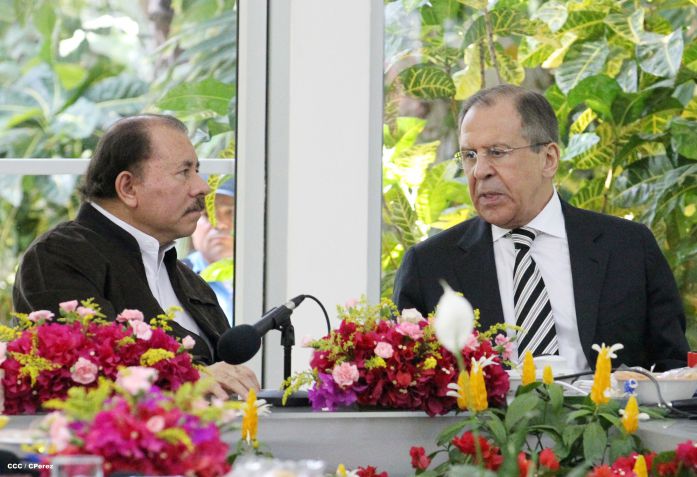 Presidente Daniel y Compañera Rosario sostienen encuentro con Canciller de la Federación de Rusia