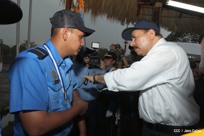 Daniel clausura XXII Reunión de mandos de la Policía Nacional