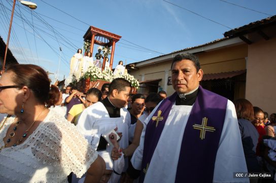 León celebra tradicional procesión en honor a San Benito de Palermo