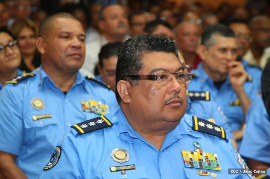 Daniel y Rosario reciben Plan de Fortalecimiento de la Seguridad Ciudadana