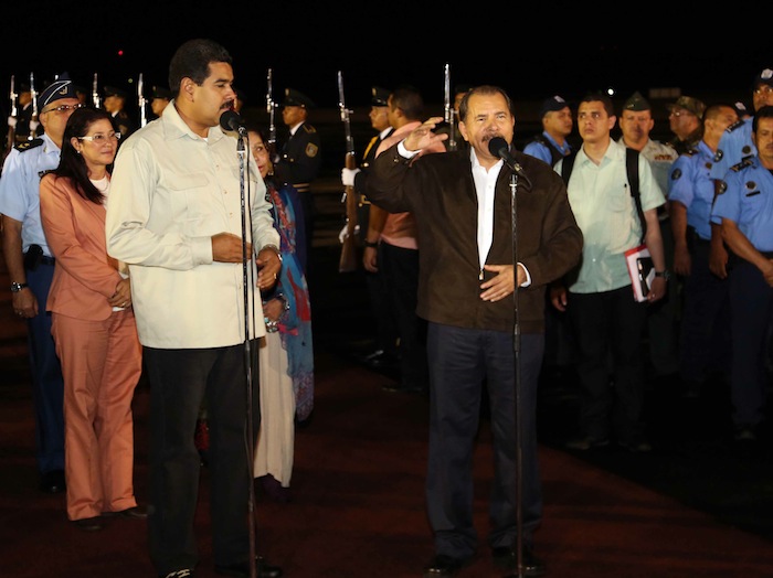 Daniel y Rosario reciben a presidente de Venezuela Nicolás Maduro