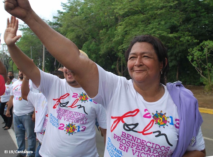 Daniel y Nicolás recorren calles y rotondas de Managua