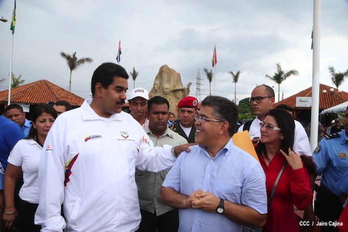 Daniel y Nicolás visitan Puerto Salvador Allende