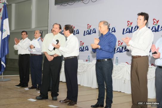 Presidente Daniel inaugura planta láctea del grupo Lala