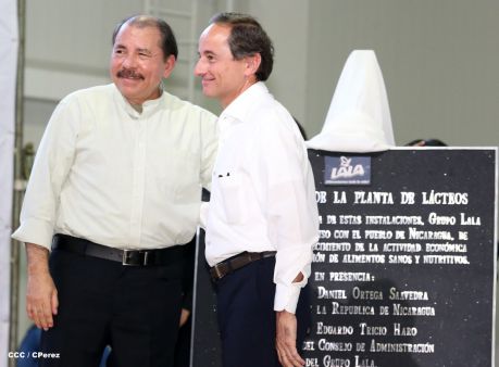 Presidente Daniel inaugura planta láctea del grupo Lala