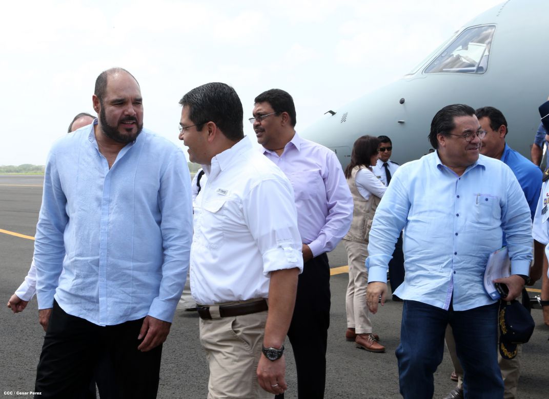 Presidente de Honduras conoce experiencia ganadera de Nicaragua