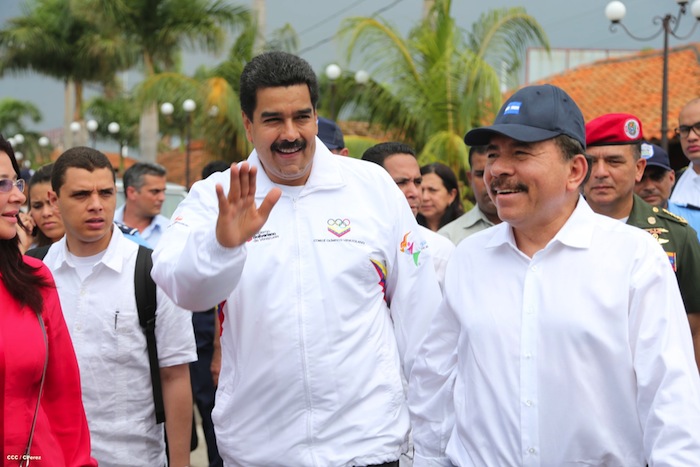 Daniel y Nicolás visitan Puerto Salvador Allende