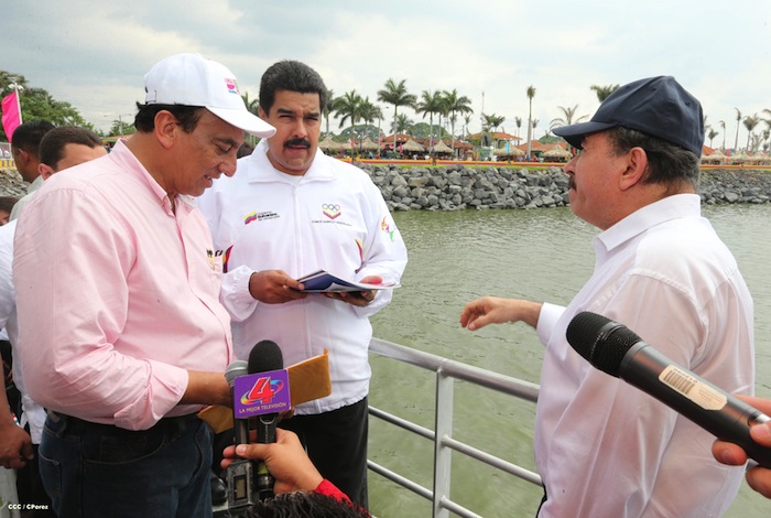 Daniel y Nicolás visitan Puerto Salvador Allende