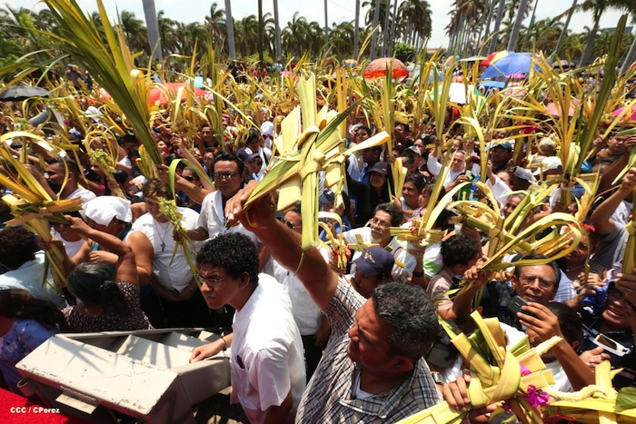 Procesión de la Burrita en Managua (Semana Santa 2013)