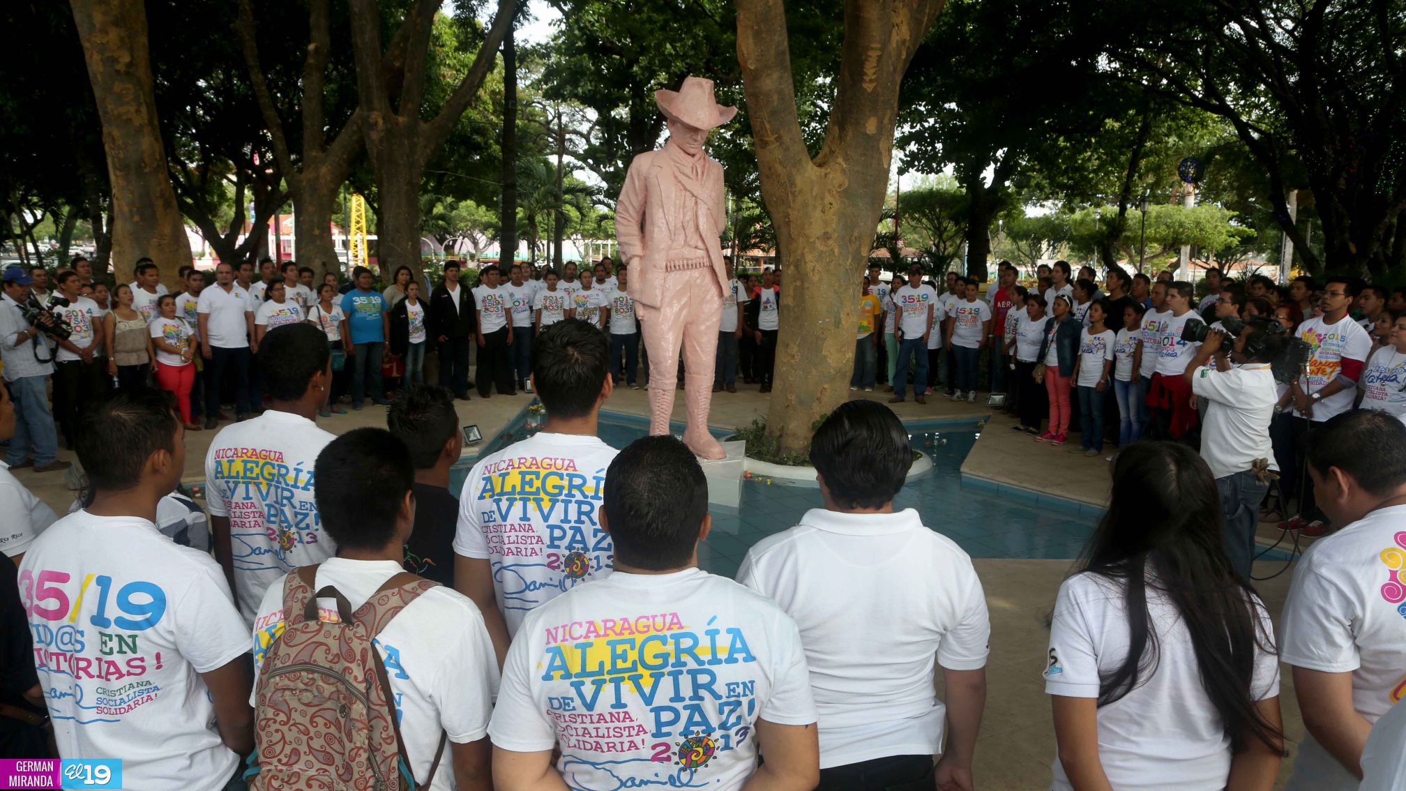 Nicaragua conmemora 120 Natalicio de Sandino