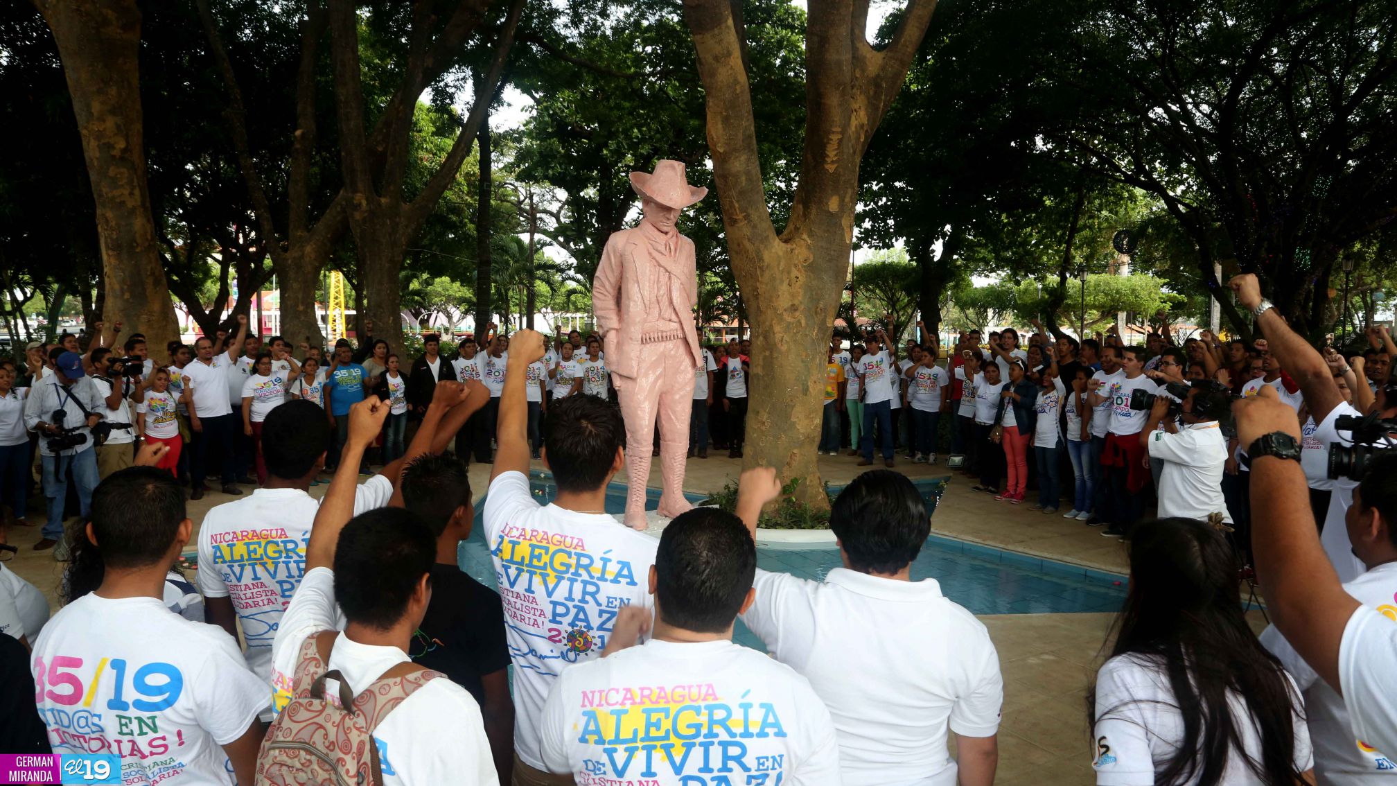 Nicaragua conmemora 120 Natalicio de Sandino