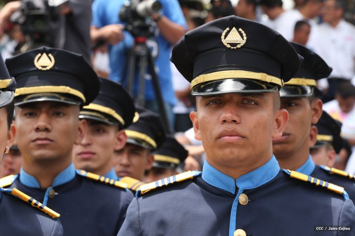 Daniel y Rosario conmemoran el 120 aniversario del natalicio de Sandino