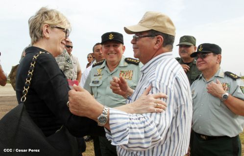 Brigada Humanitaria del USNS Confort atiende a comunidades del Caribe