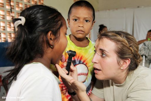 Brigada Humanitaria del USNS Confort atiende a comunidades del Caribe